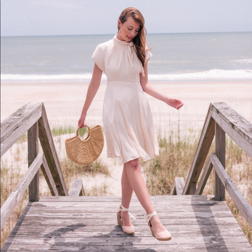NWT Gal Meets Glam Aimee Dress